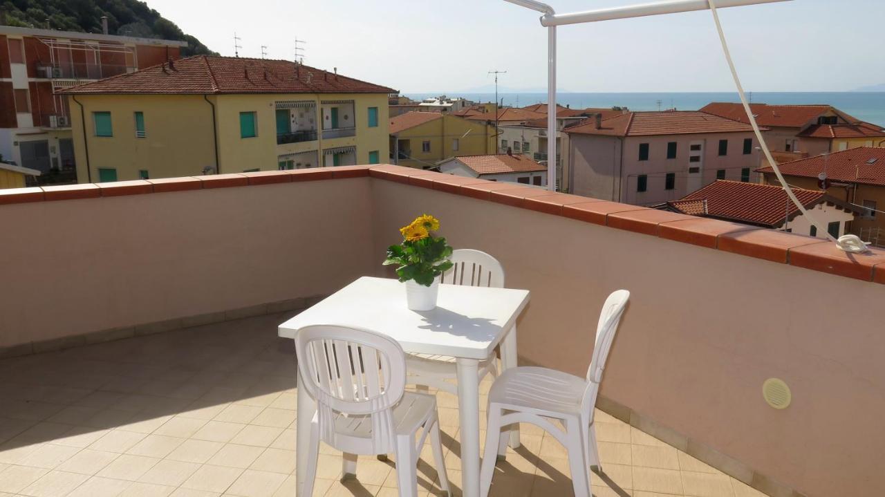 Residenza Turistico Alberghiera Corallo Castiglione della Pescaia Exterior foto